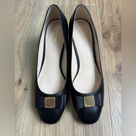 Cole Haan Black Tali Bow Block Heel Size 10 B NWOB - Picture 1 of 6